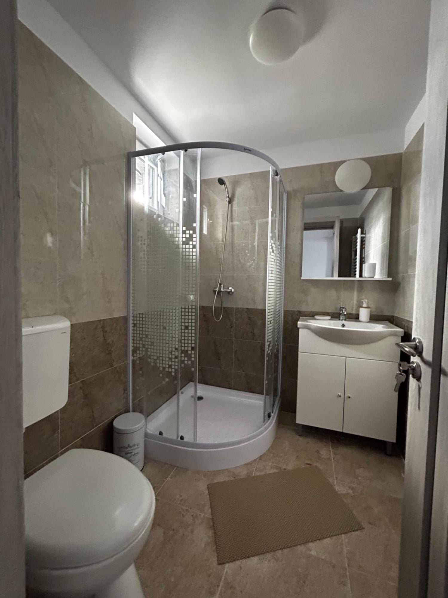 Apartment Brand New With Self Check In - Spital Fundeni -dragonul Rosu