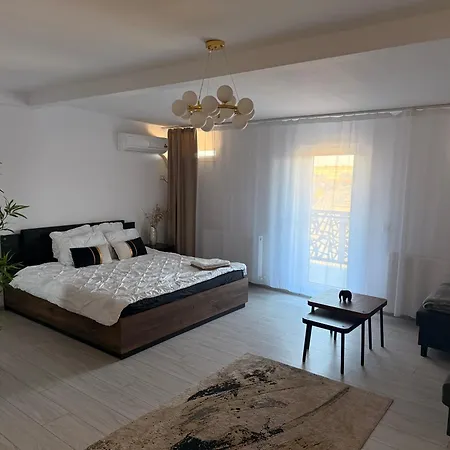 Brand New Apartment With Self Check In - Spital Fundeni -Dragonul Rosu Bucharest Exterior photo