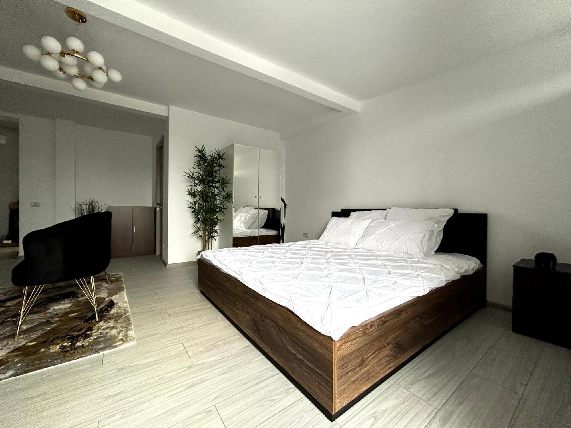 Brand New With Self Check In - Spital Fundeni -dragonul Rosu Apartament